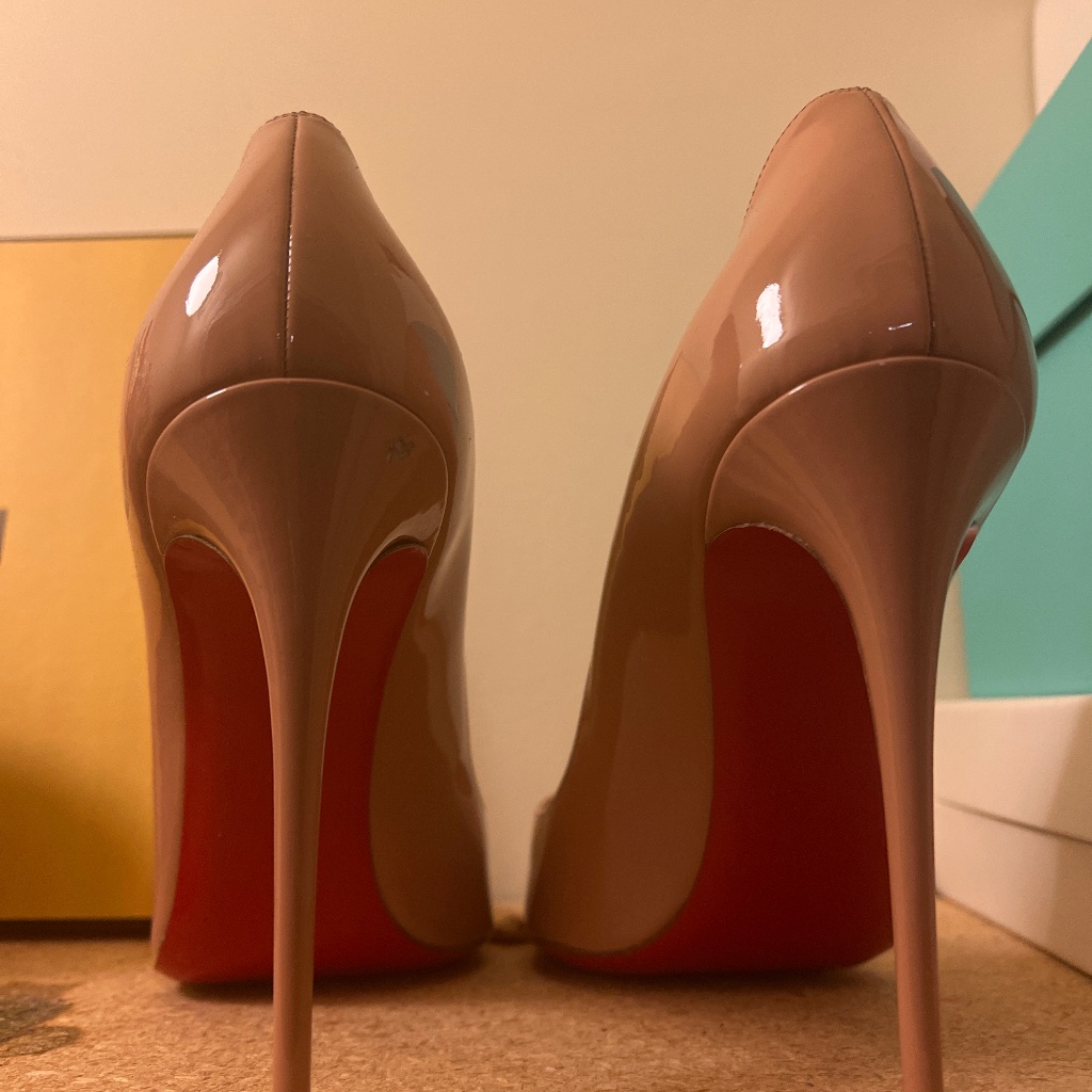 Christian Louboutin パンプス 茶 2118425Y0010 Christian Louboutin MJ Thong Flat Sandals | Brown | FARFETCH
